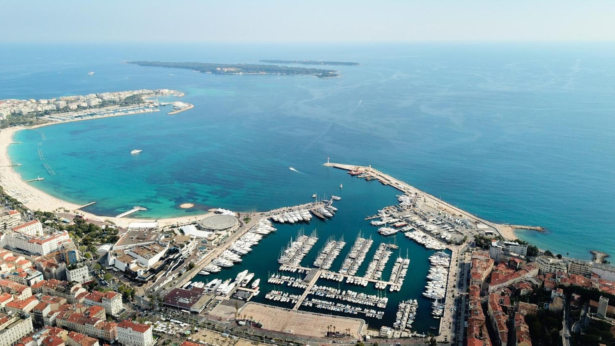 Idéal Séjour - Hôtel de Charme et Atypique Cannes Exterior foto