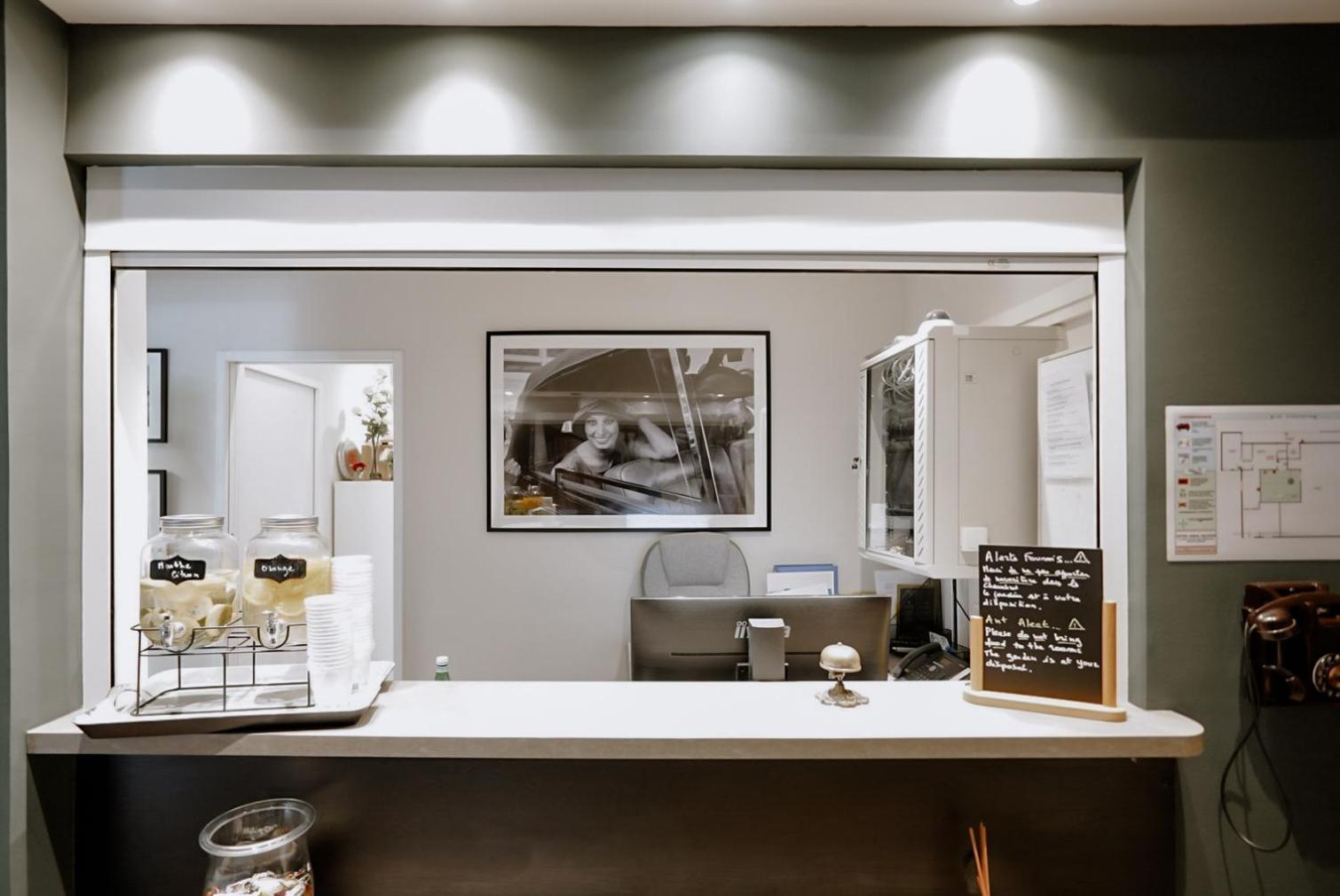 Idéal Séjour - Hôtel de Charme et Atypique Cannes Exterior foto
