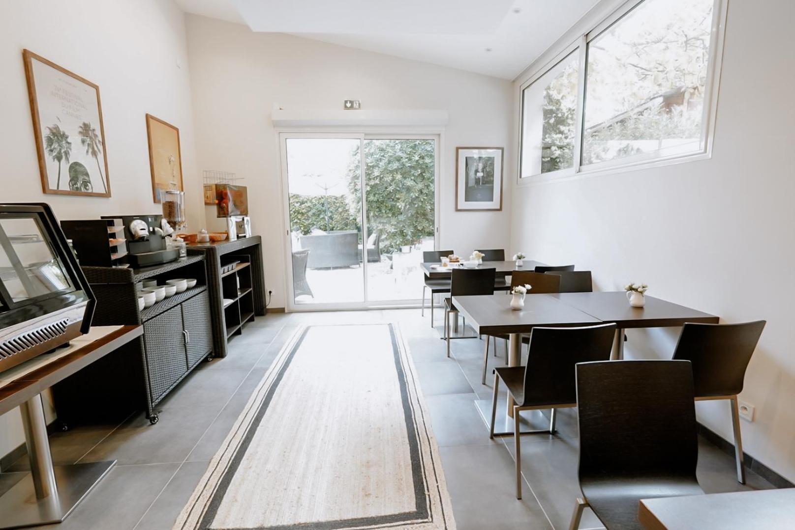 Idéal Séjour - Hôtel de Charme et Atypique Cannes Exterior foto