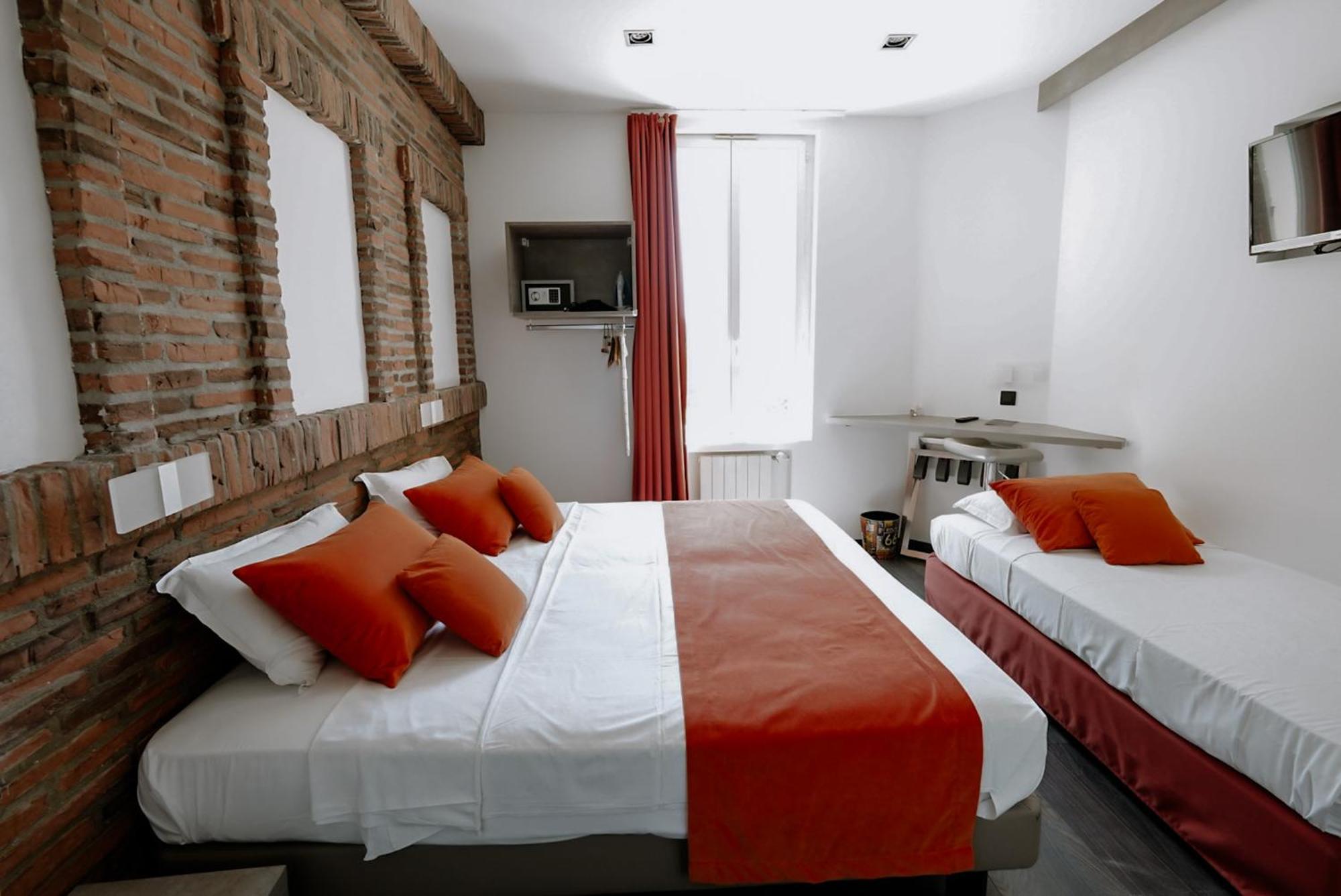 Idéal Séjour - Hôtel de Charme et Atypique Cannes Exterior foto