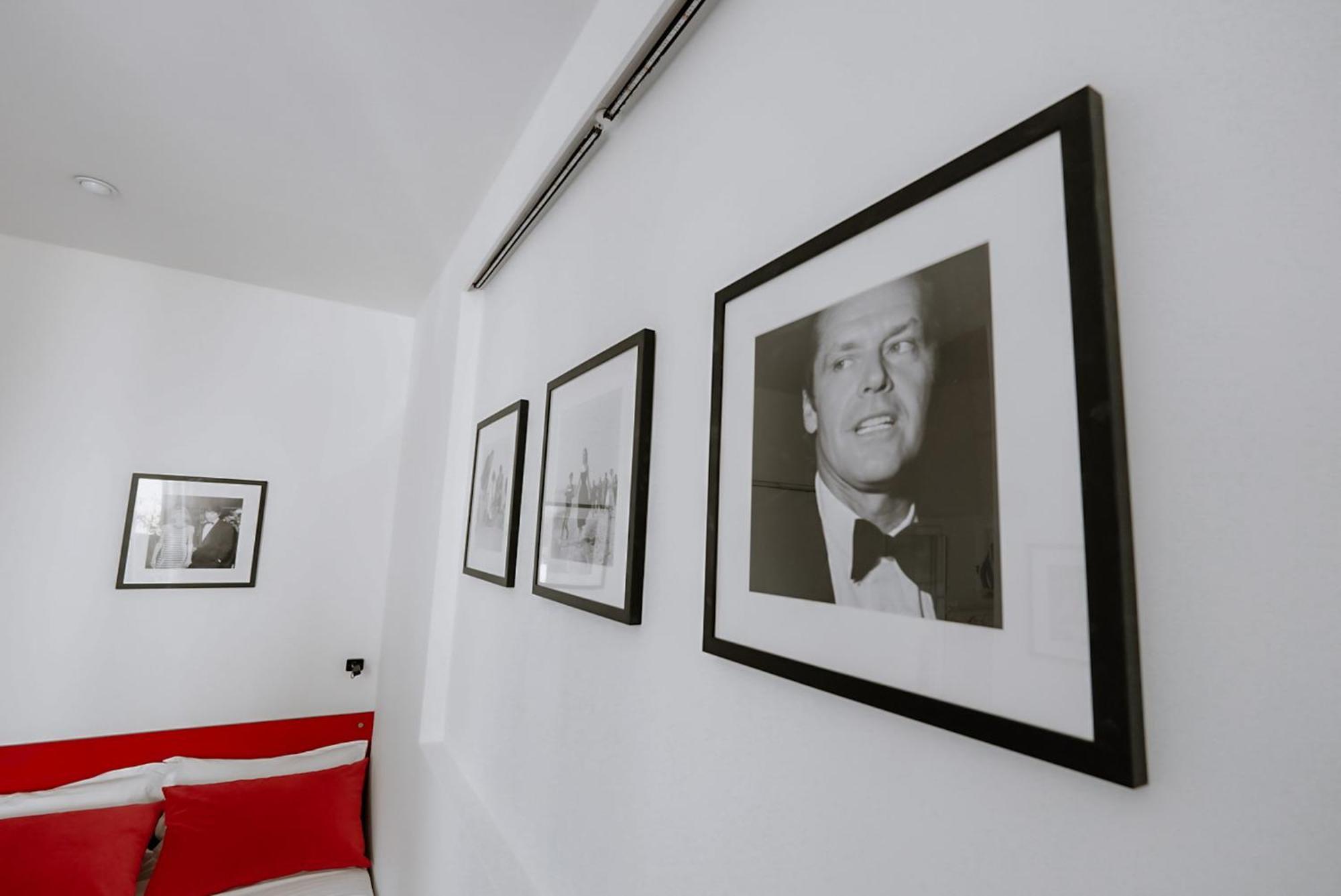 Idéal Séjour - Hôtel de Charme et Atypique Cannes Exterior foto